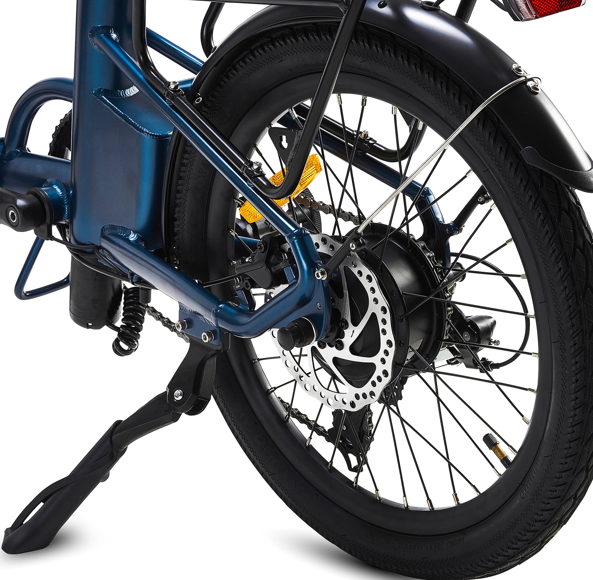 Hygge Virum Step Folding E-Bike rear wheel detail with hydraulic disc brakes and compact urban frame design